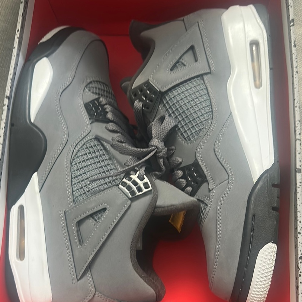 Men's Gray Athletic Shoes